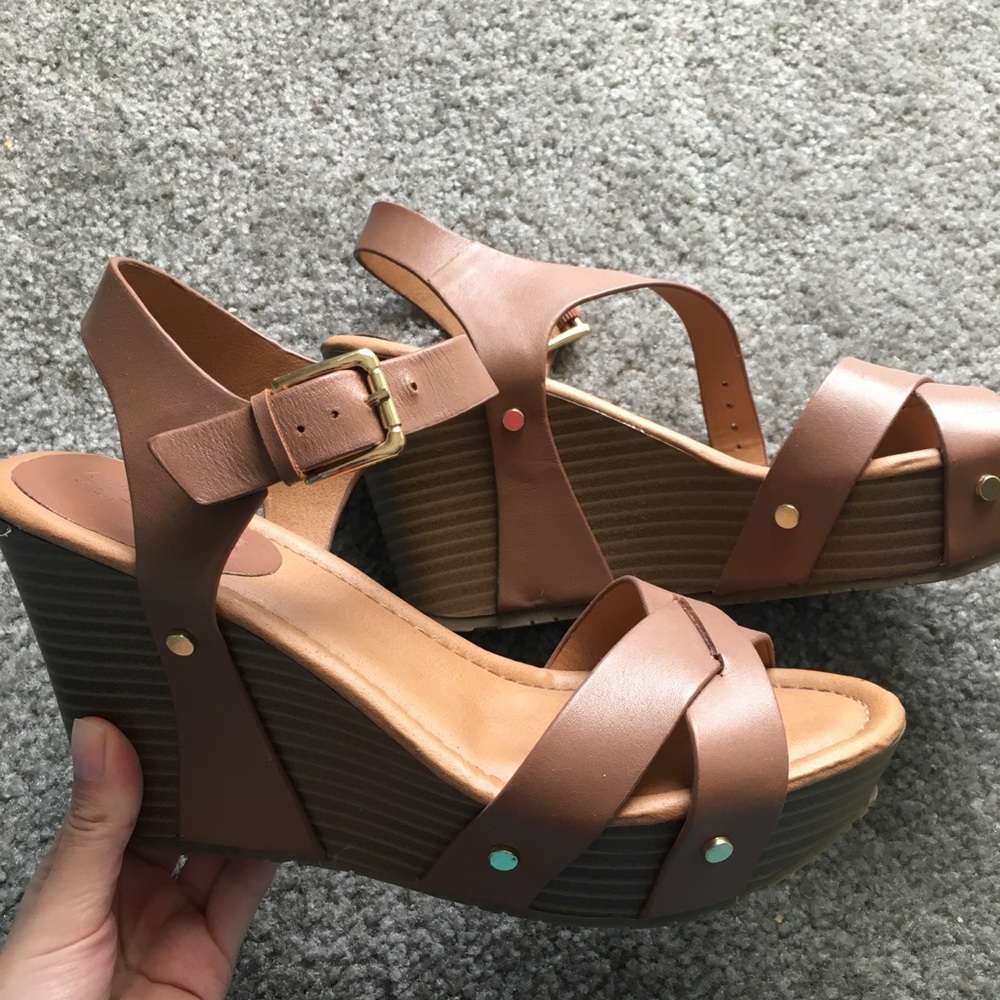 Kenneth Cole wedges